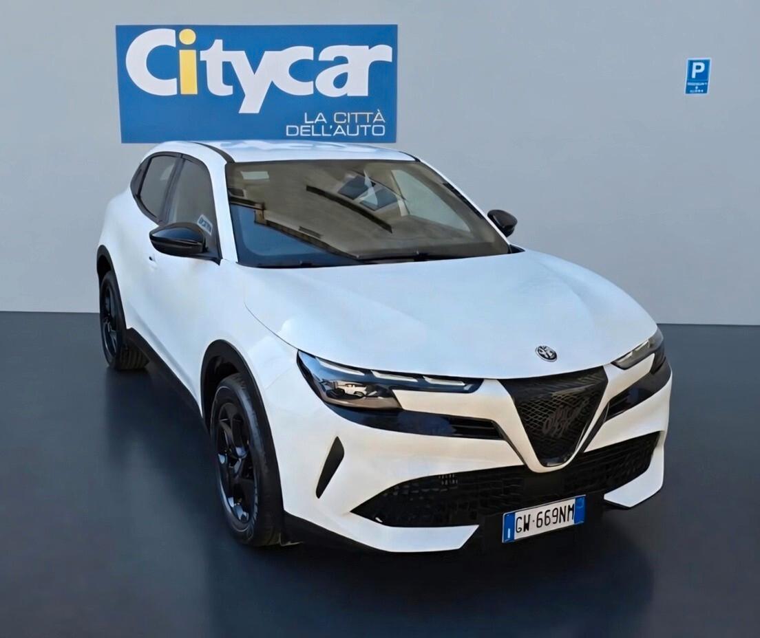Alfa Romeo Junior 1.2 136 CV Hybrid eDCT6