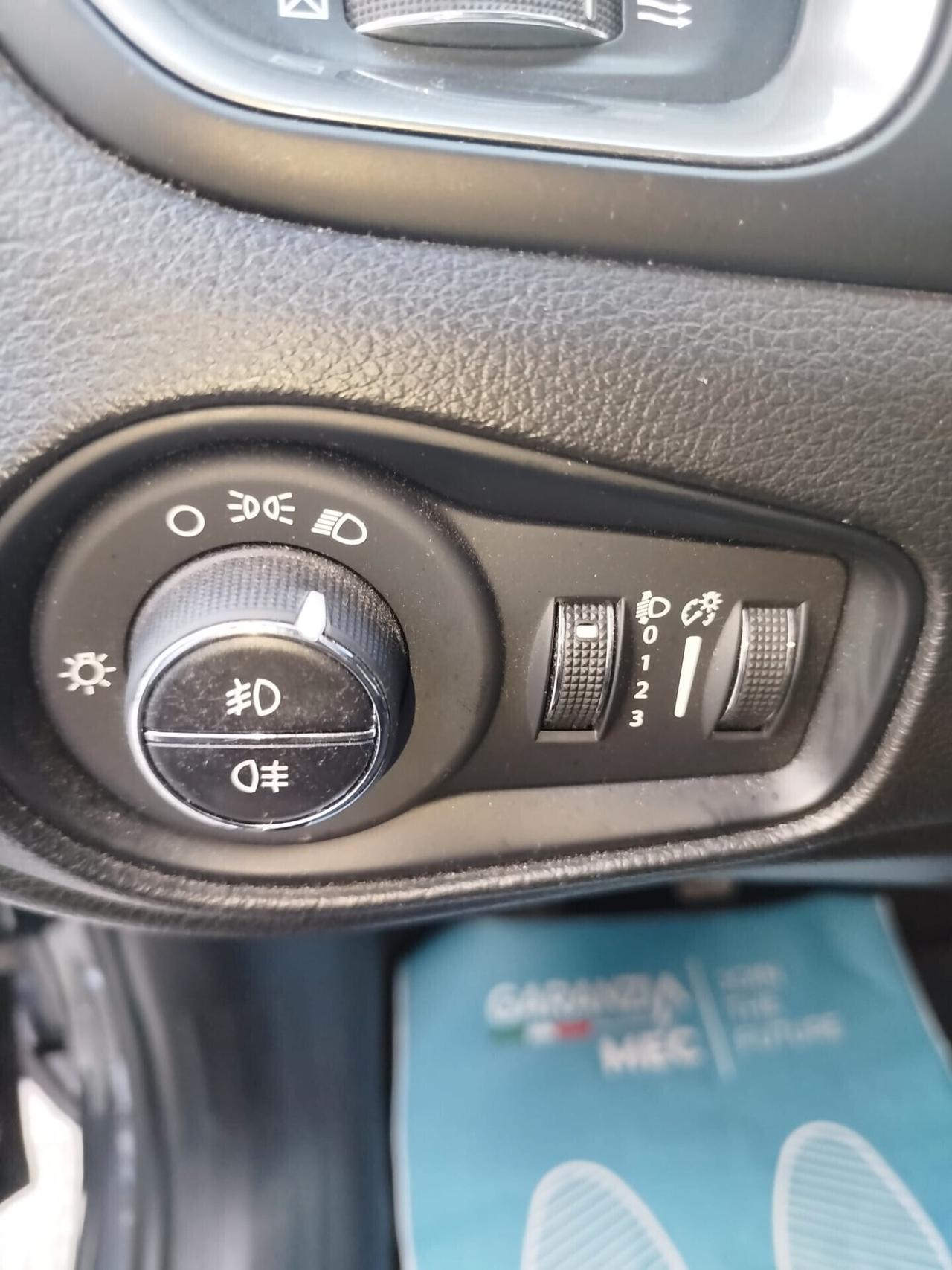 Jeep Renegade 1.6 Mjt DDCT 120 CV Limited