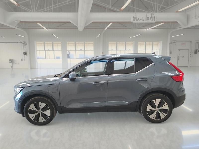 VOLVO XC40 T4 RECHARGE PLUG-IN AUTO CORE SUV