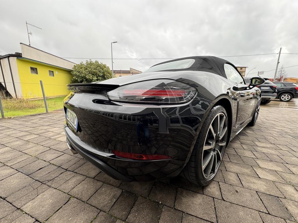 Porsche 718 Boxster 2.0 300cv pdk
