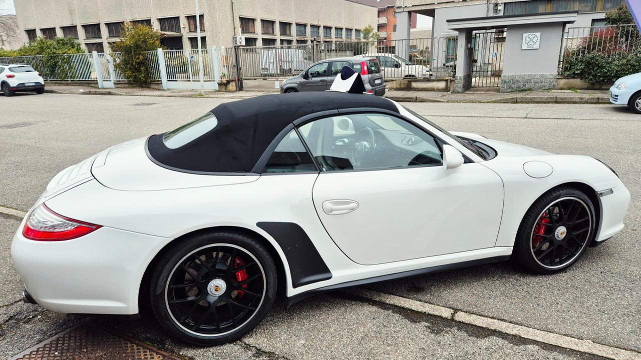Porsche 911 Carrera GTS Cabriolet