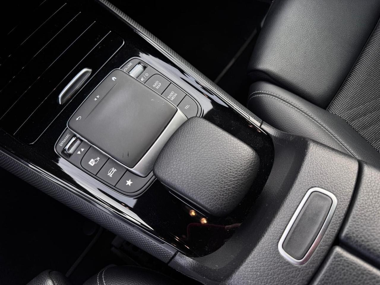 Mercedes-benz GLB 180 d Automatic Sport Plus