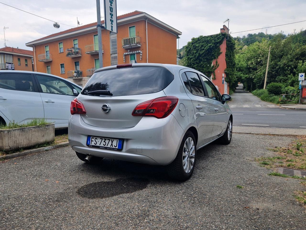 Opel Corsa 1.4 75CV "SOLO 23.600 km" Carplay, Sensori, Cruise