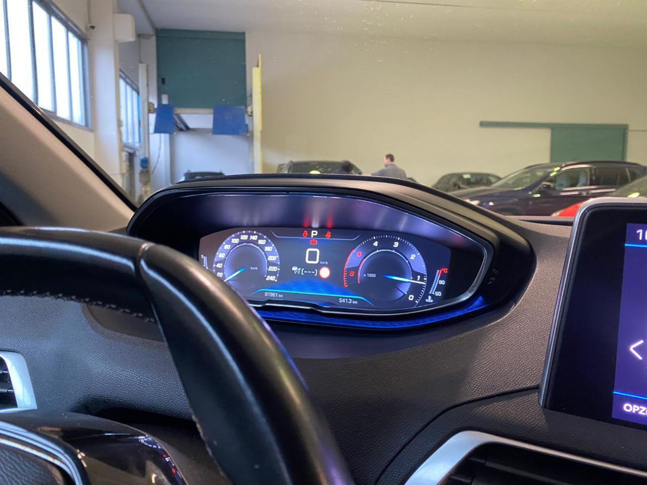 PEUGEOT 3008 BlueHDi 130 S&S EAT8 Business*PROMO*