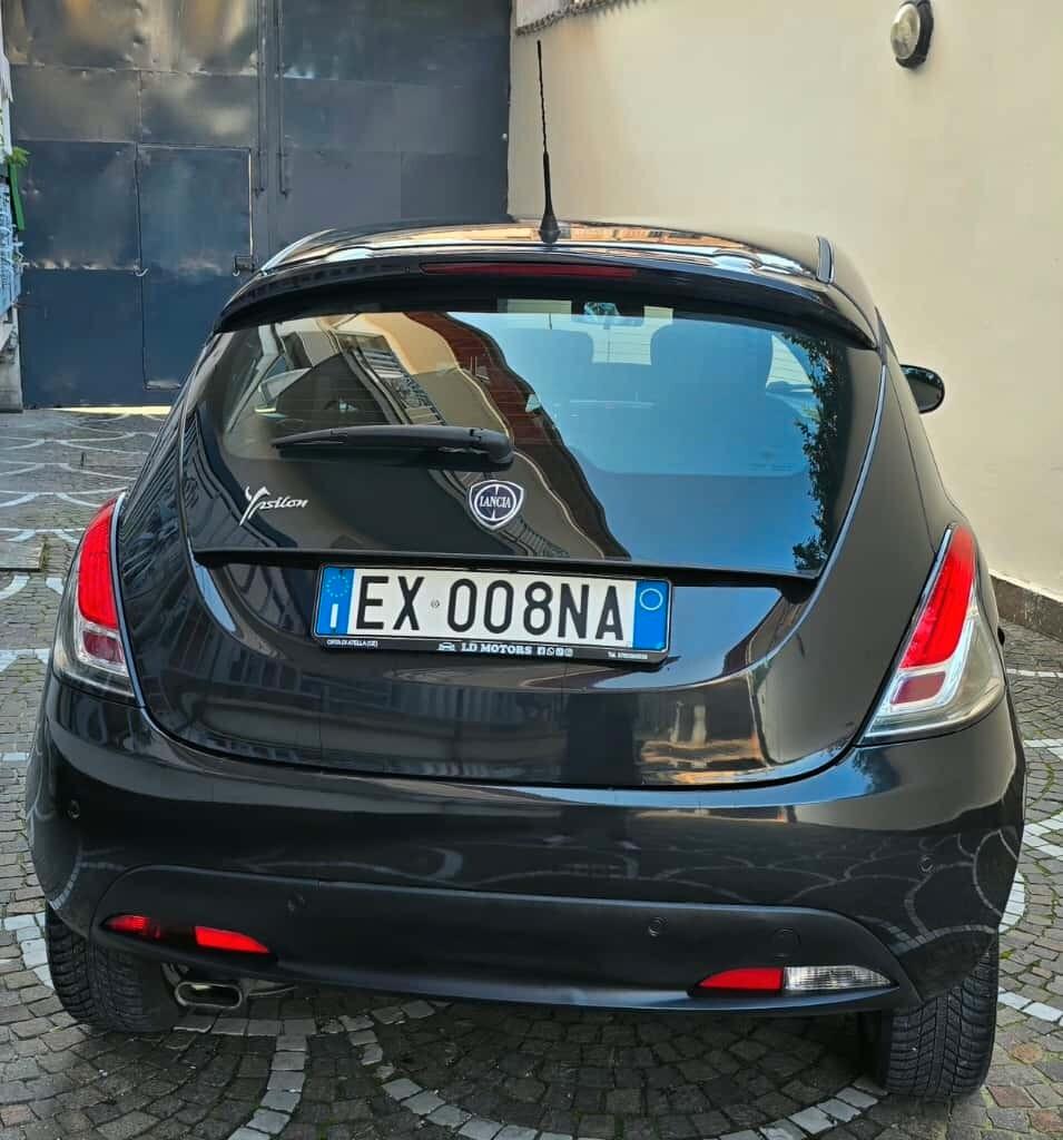 Lancia Ypsilon 1.2 69 CV 5 porte GPL Ecochic Elefantino