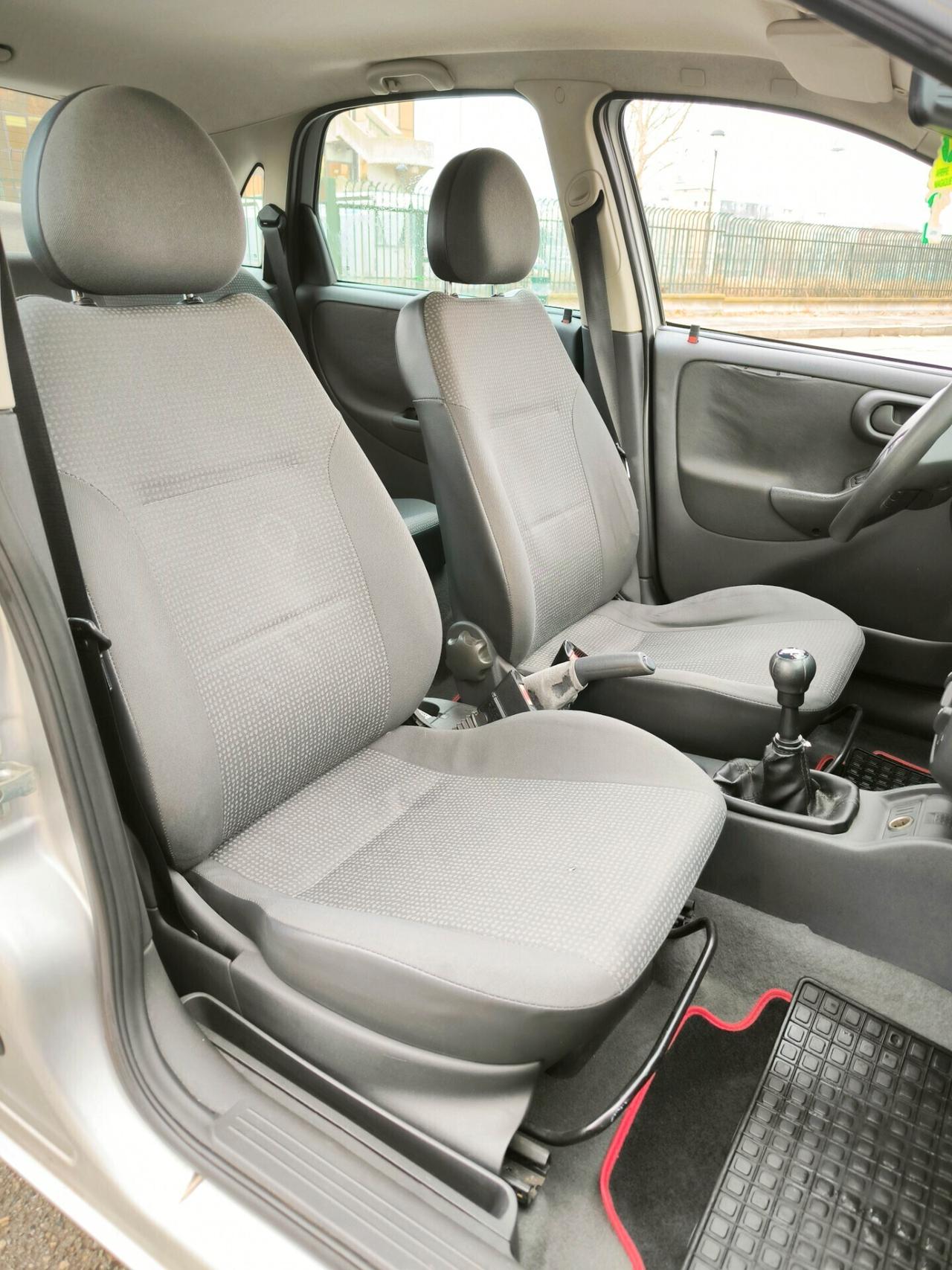 Opel Corsa 1.0i 12V cat 5 porte