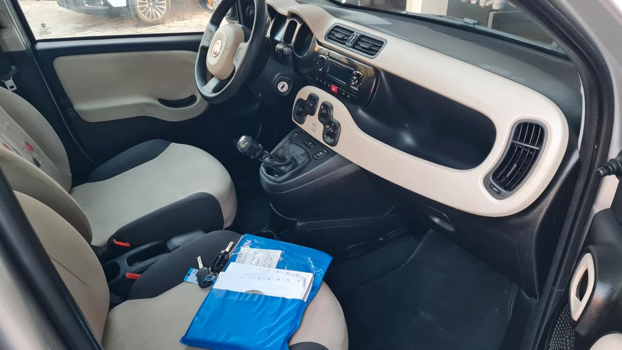 Fiat Panda 1.2 Lounge(UNICOPROPRIETARIO