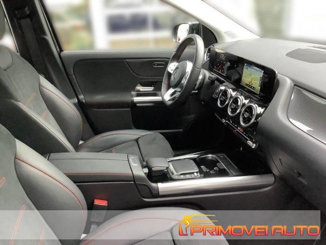 MERCEDES-BENZ GLA 180 Automatic AMG