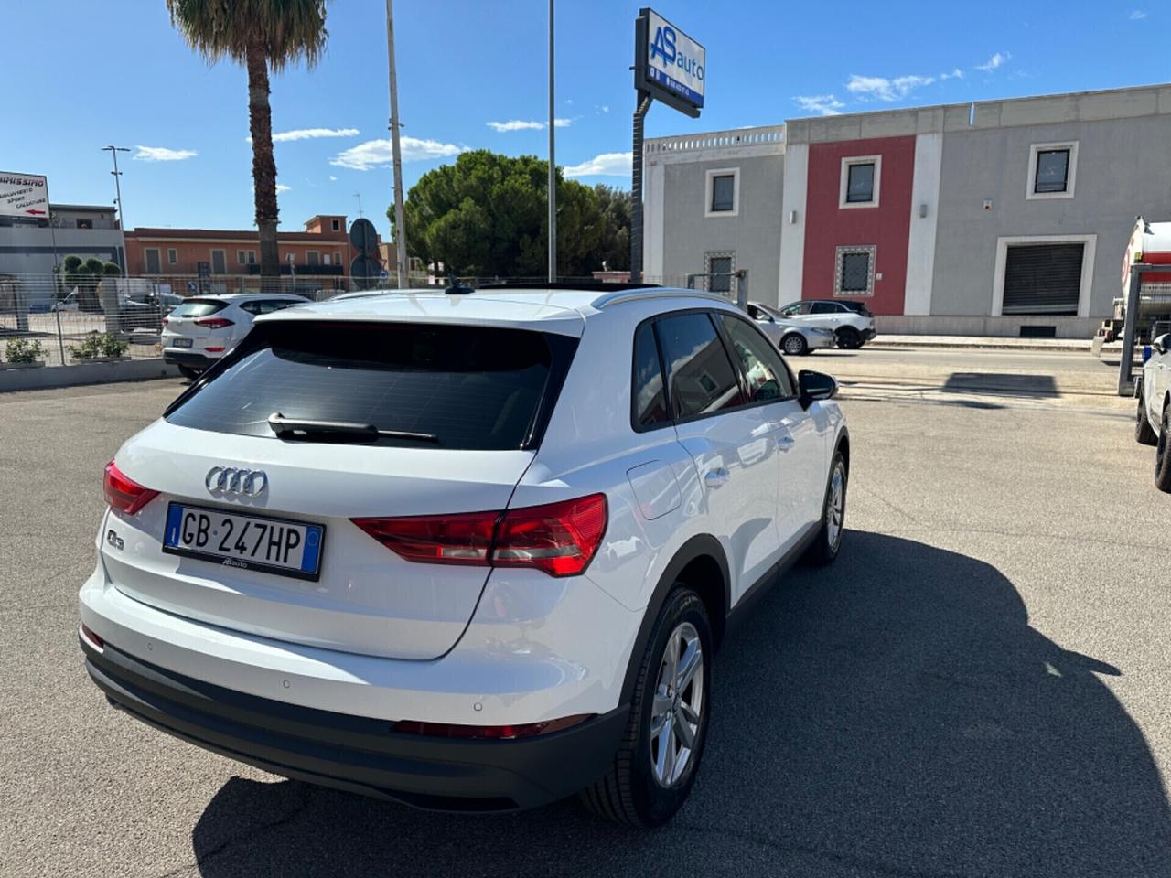 Audi Q3 35 TDI S tronic Business Advanced