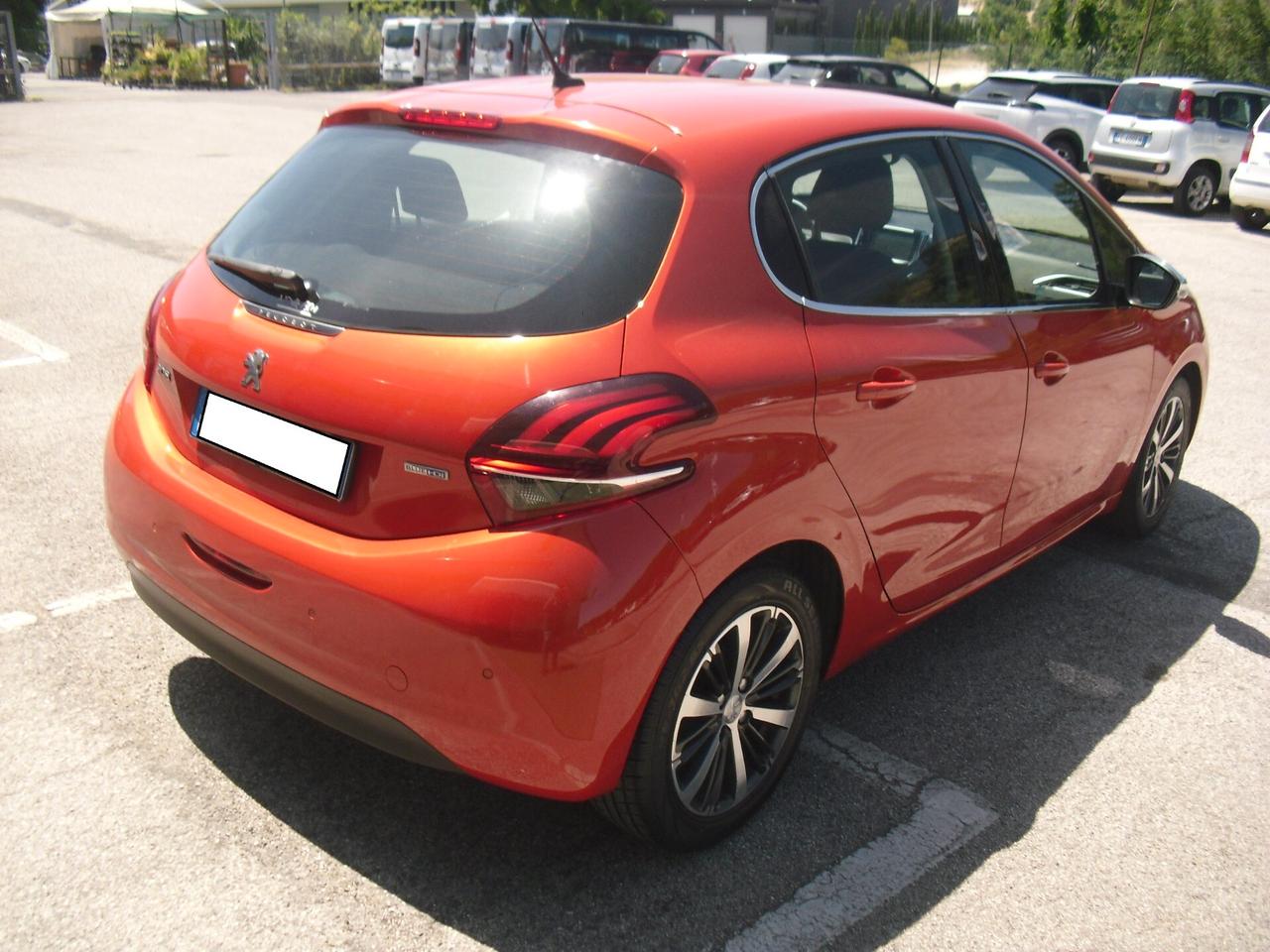 Peugeot 208 BlueHDi 75cv E6b 5p Allure, NAVI, TELECAMERA, OTTIME CONDIZIONI!!