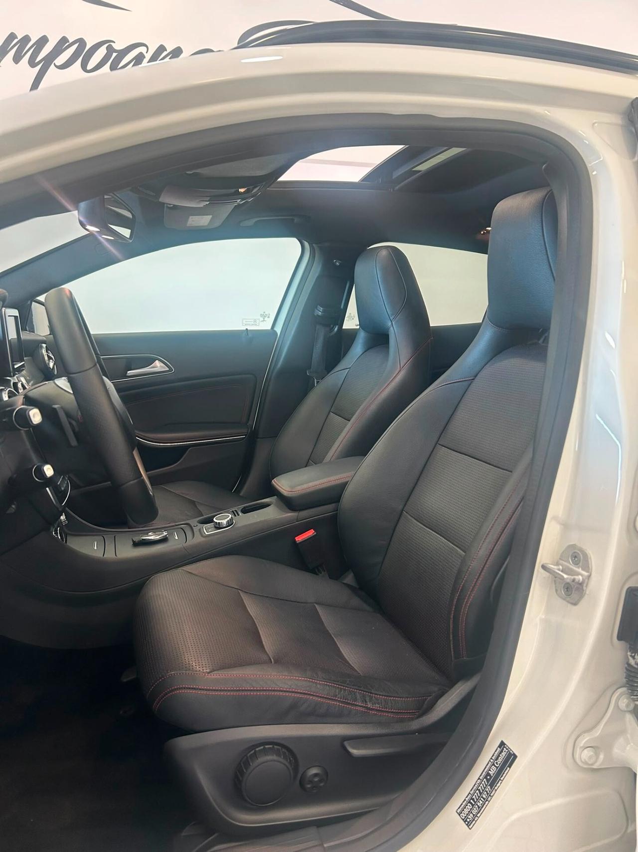 Mercedes GLA 200 CDI 136CV Premium TETTO 2015