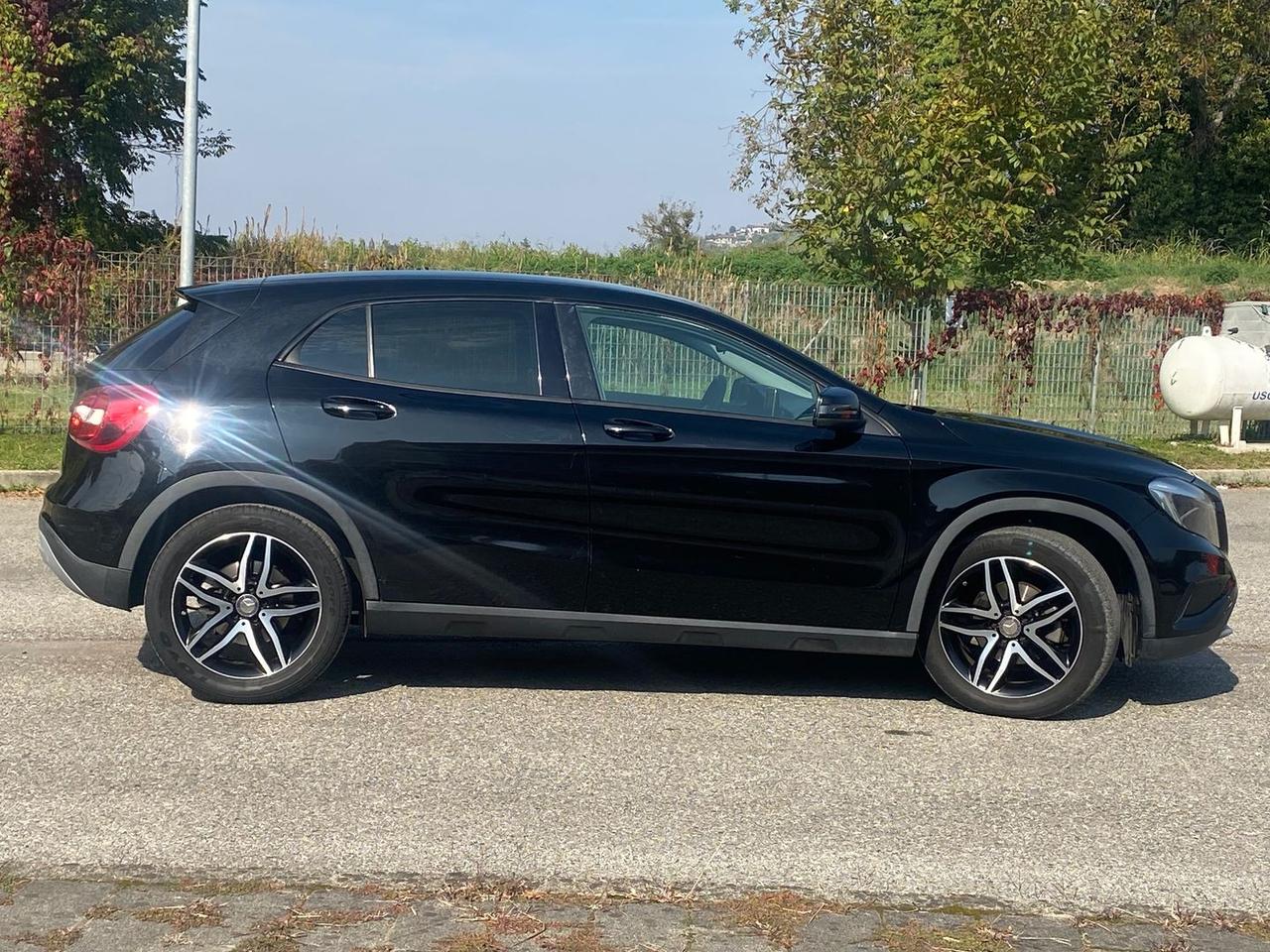 Mercedes-Benz GLA 180 CDI Sport GLA 180 #7230