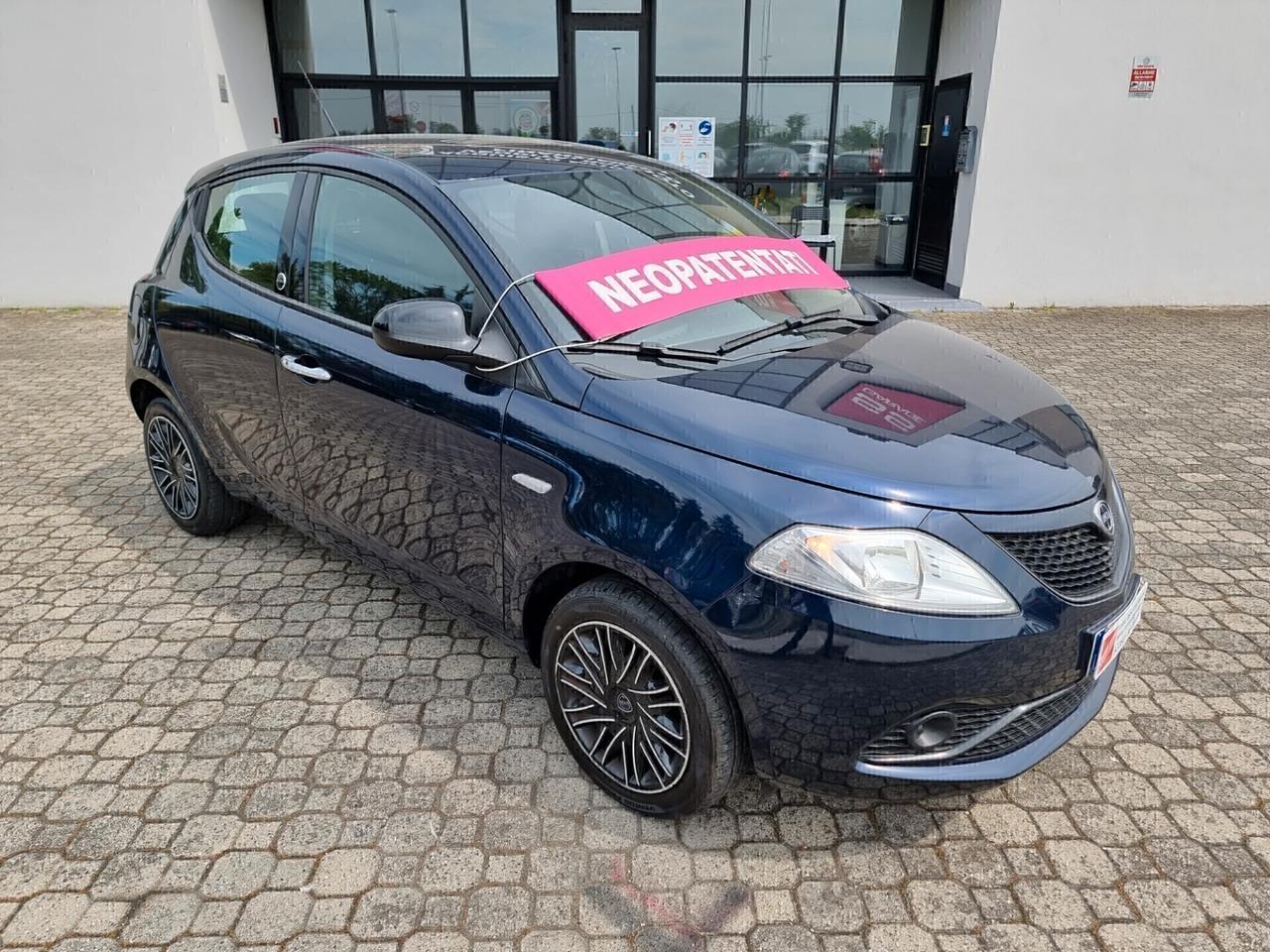 Lancia Ypsilon 1.2 GPL Ecochic | NEOPATENTATI