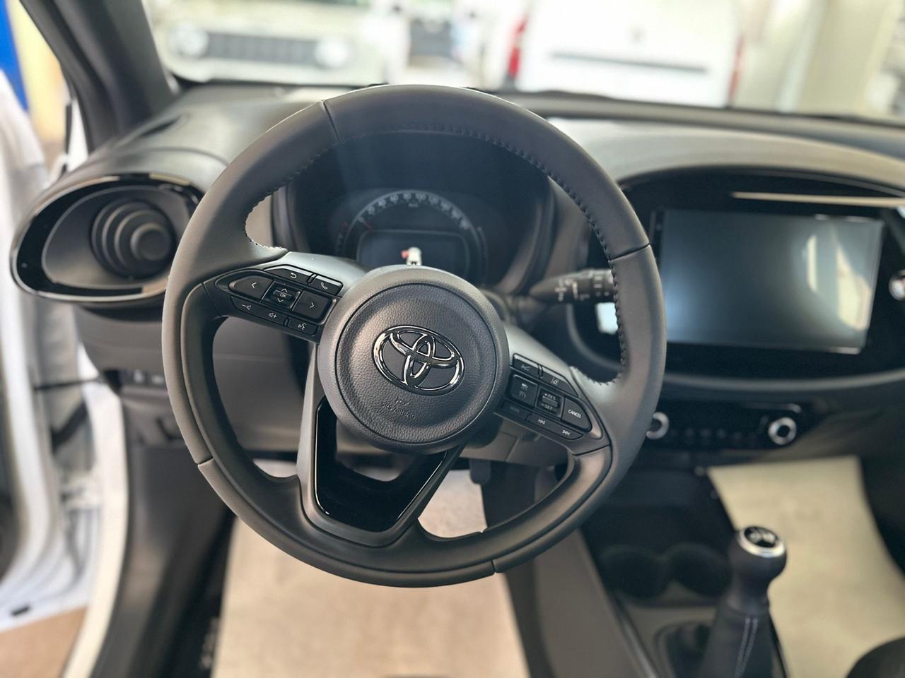 Toyota Aygo X 1.0 VVT-i 72 CV 5 porte Trend