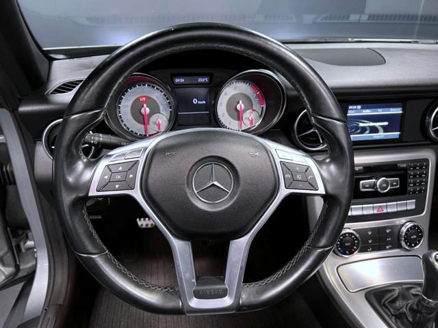 MERCEDES-BENZ SLK 200 CGI Sport