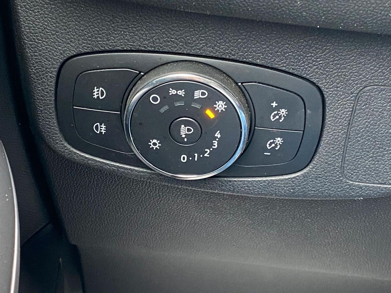 Ford Focus 1.5 EcoBlue 115 CV automatico SW ST-Line