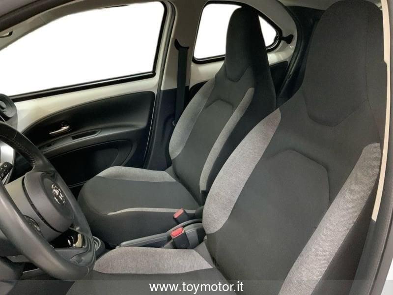 Toyota Aygo X 1.0 VVT-i 72 CV 5 porte Active S-CVT