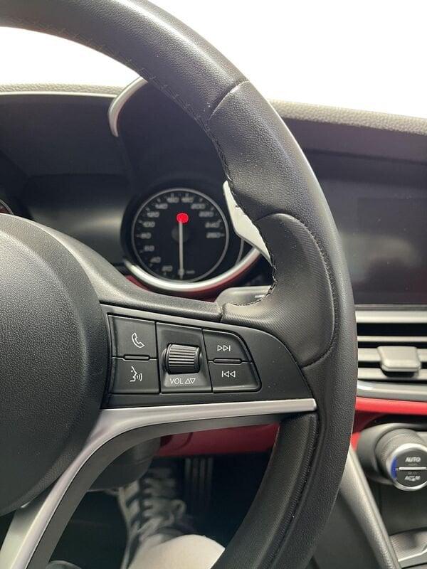Alfa Romeo Giulia 2.2 Turbodiesel 190 CV AT8 B-Tech