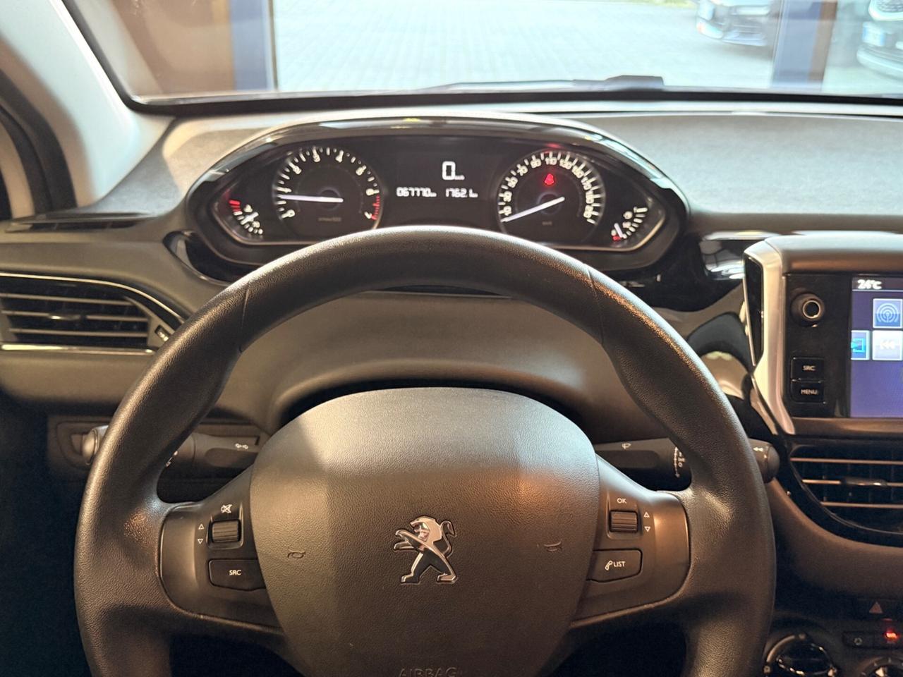 Peugeot 208 67000km 1.2 cv82 5 porte Allure