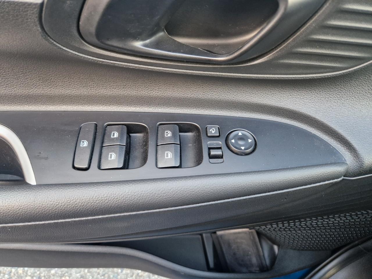 Hyundai BAYON 1.2 88CV "SOLO 6.200 km" Carplay, Navi, Telecamera
