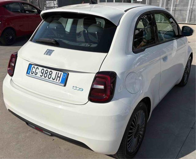 FIAT 500e Berlina 42 kWh Icon