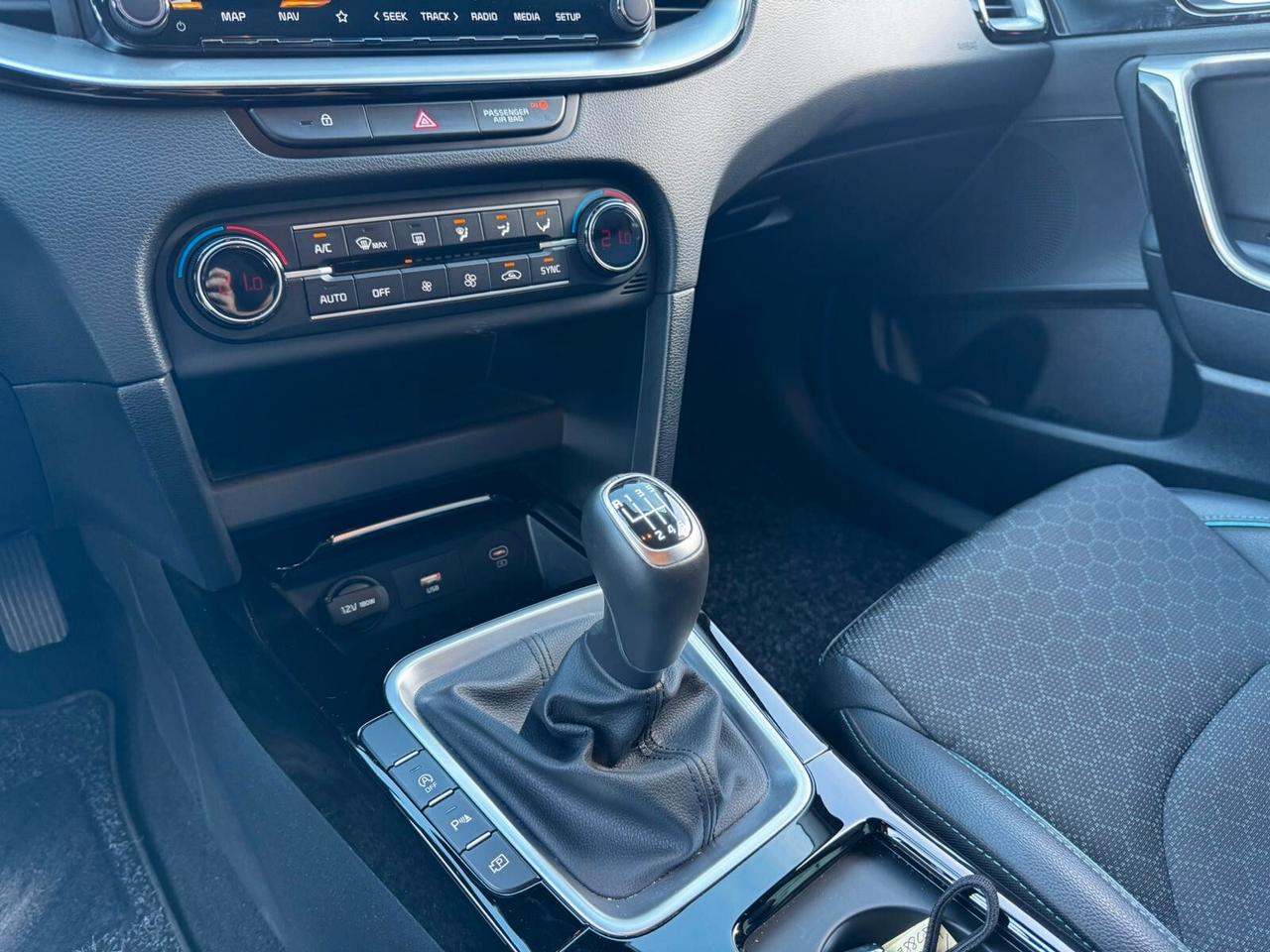 KIA XCEED 1.0 GPL STYLE 2024 SUPER ACCESSORIATA