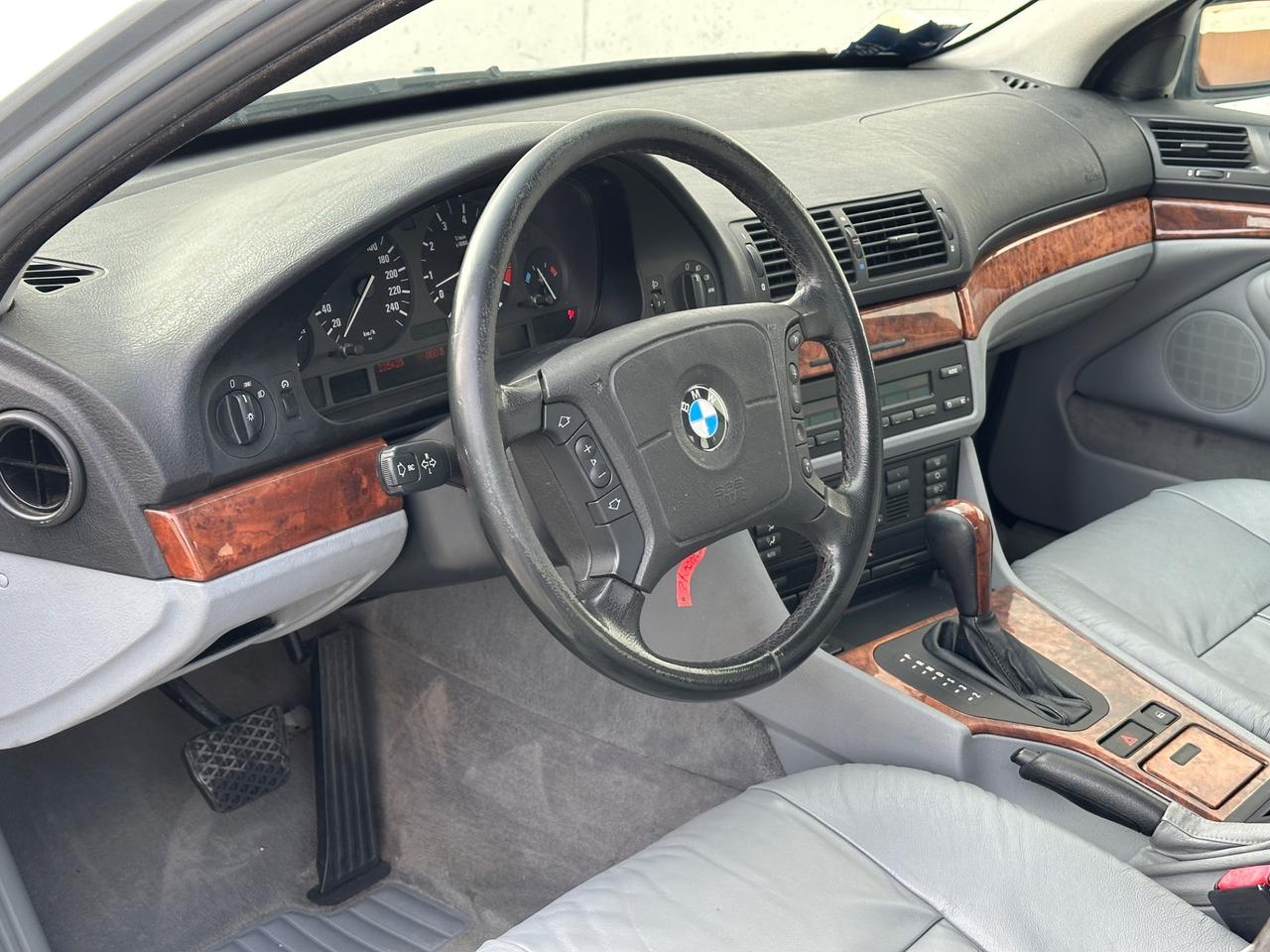 Bmw 520i 24V cat Automatica
