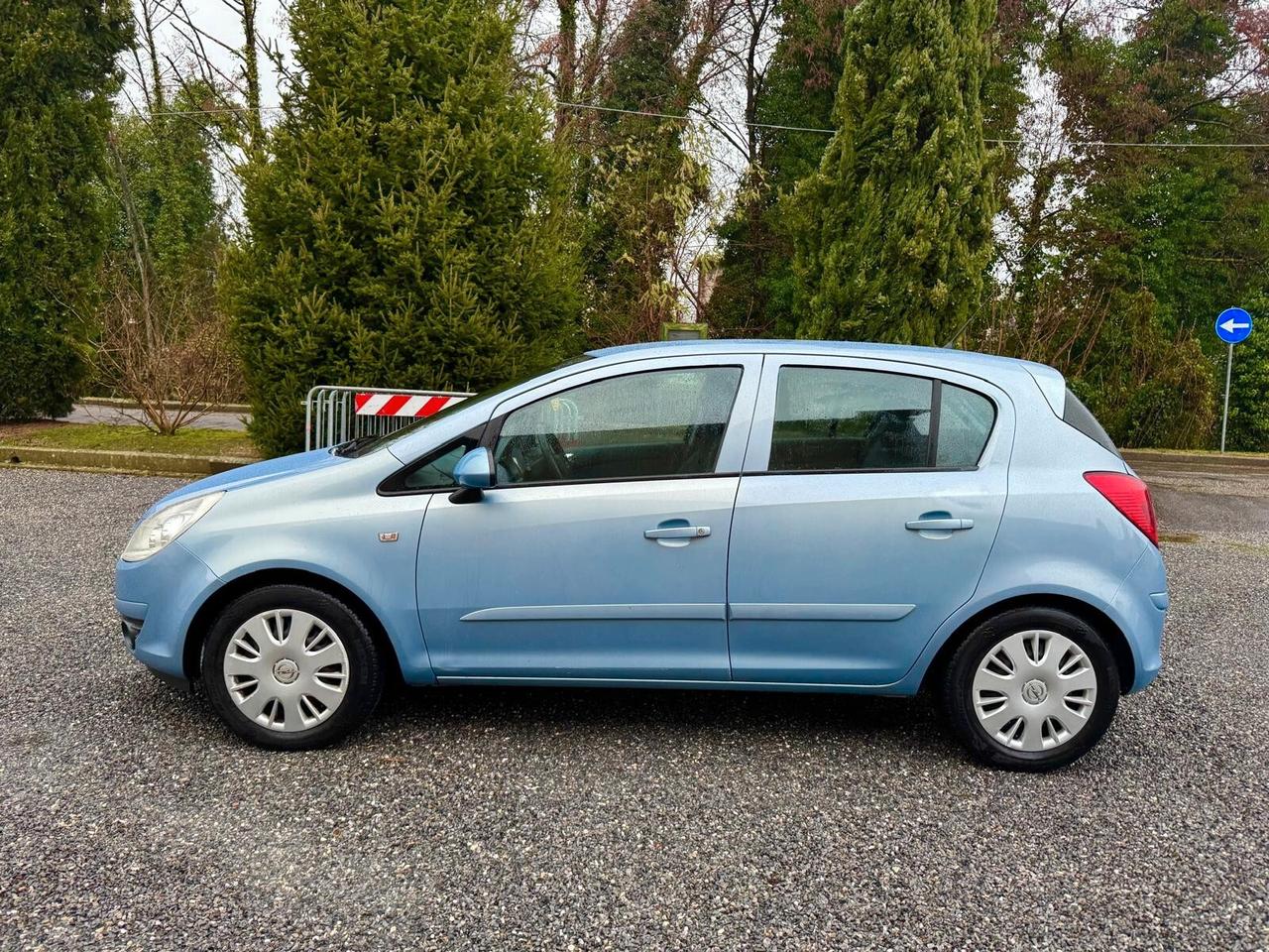 A-F-F-A-R-E Opel Corsa 1.2 5 porte Enjoy Unica Proprietaria