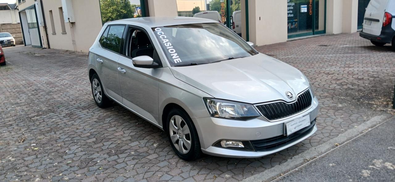 Skoda Fabia 1.0 benzina neopatentati