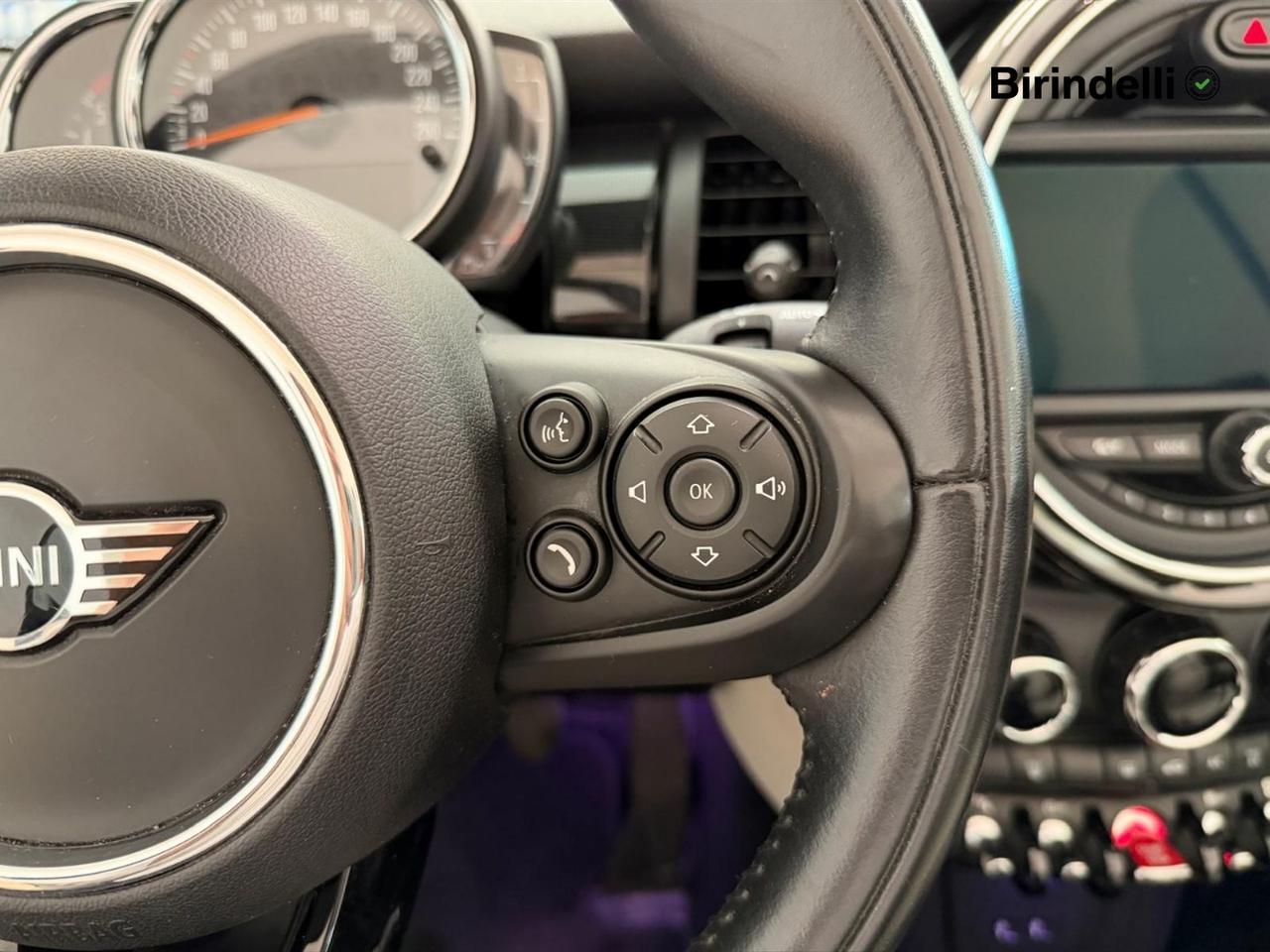 MINI Mini Cabrio (F57) - Mini 1.5 Cooper D Hype Cabrio