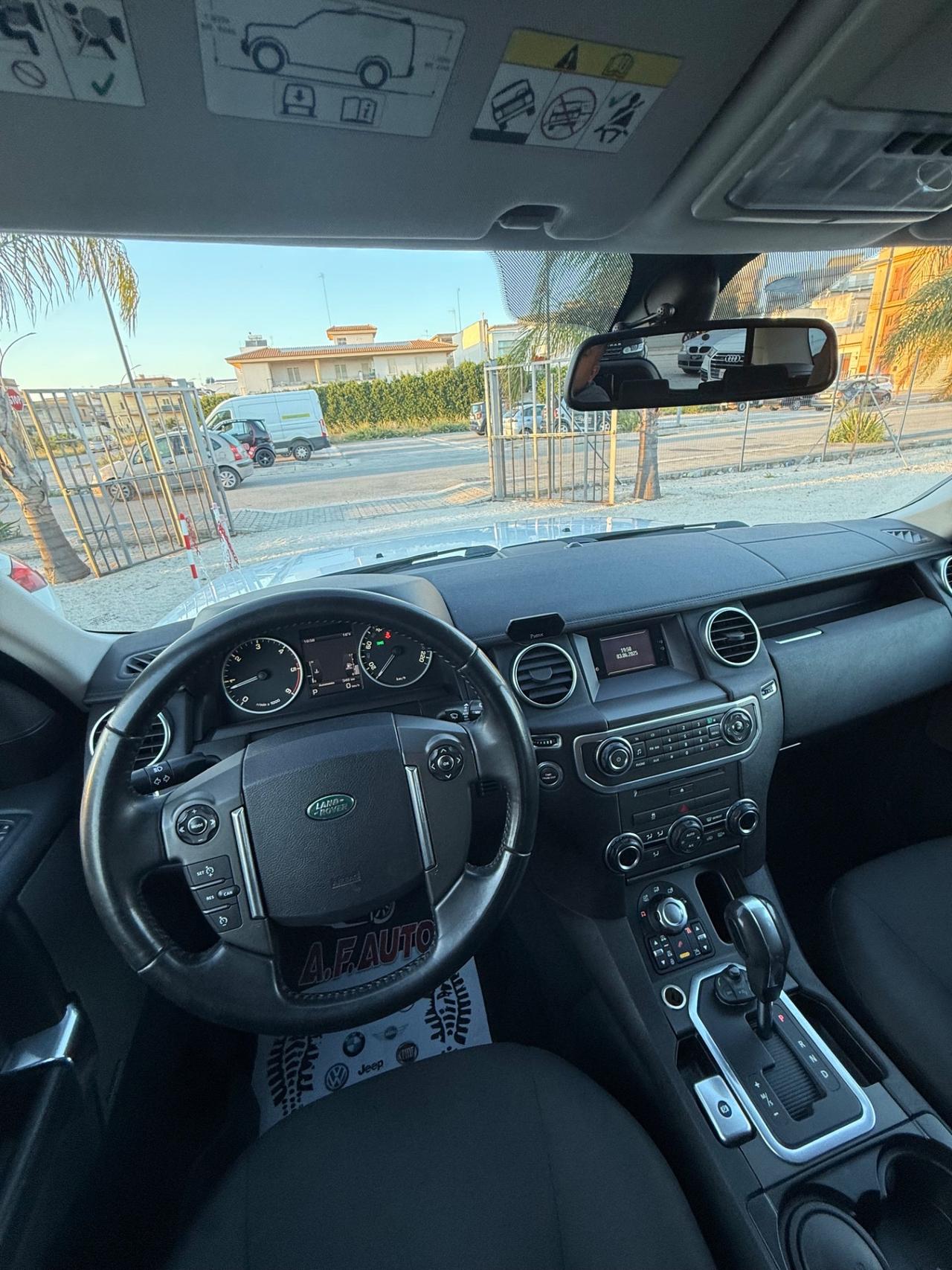 Land Rover Discovery 4 3.0 SDV6 245CV HSE