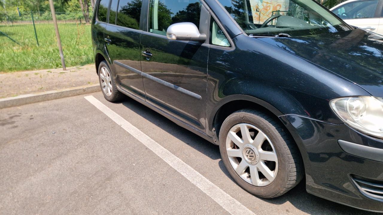 Volkswagen Touran 2.0 Highline Ecofuel