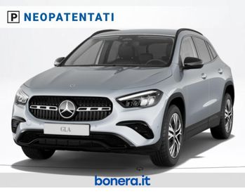 Mercedes GLA 180 180 Progressive Advanced Plus 7G-DCT