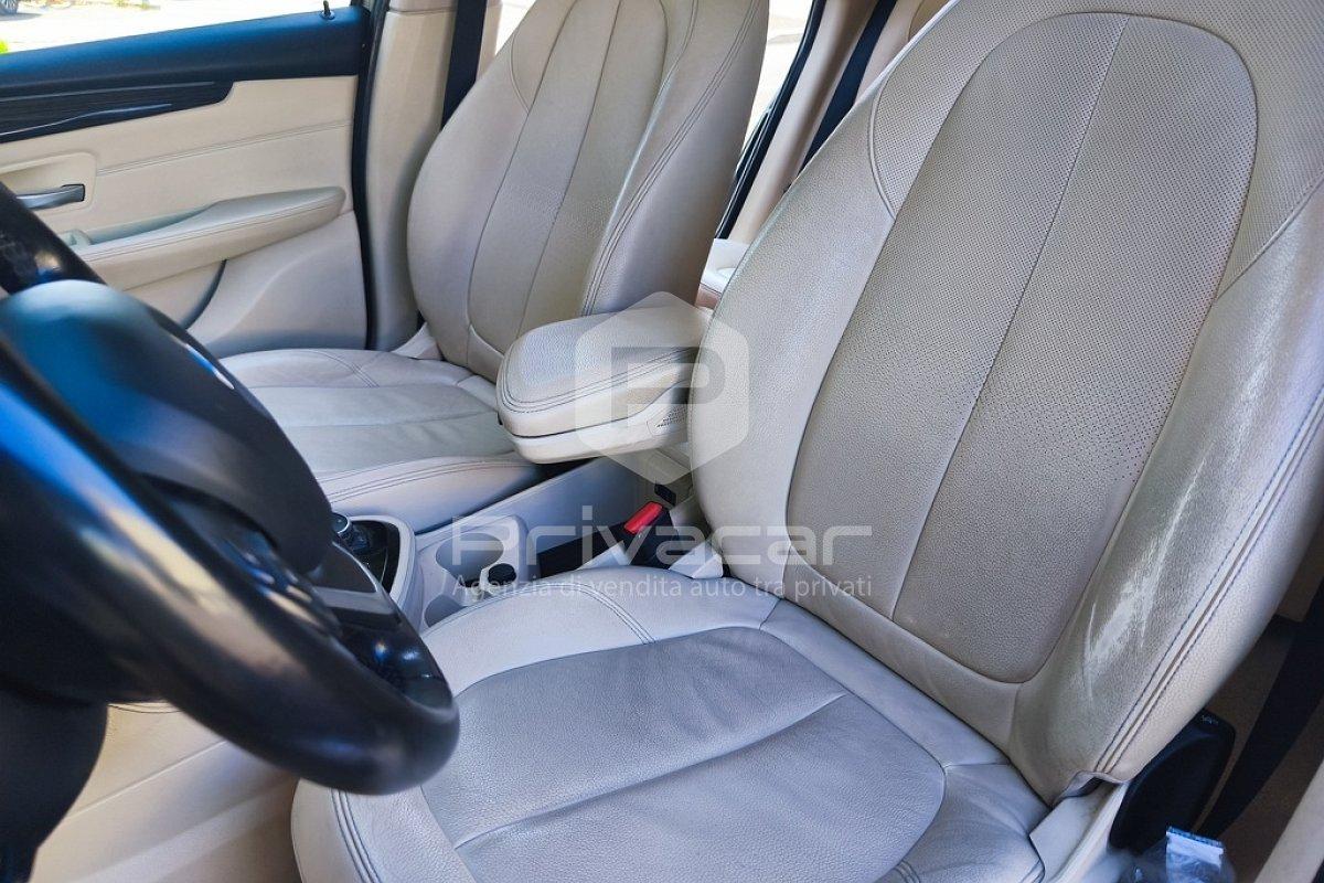 BMW 218d Active Tourer Luxury