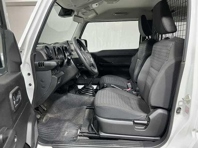 Suzuki Jimny 1.5 5MT Top