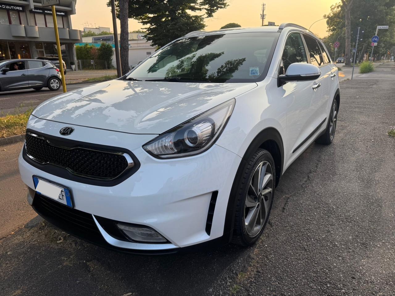 Kia Niro 1.6 GDi DCT HEV IBRIDA garanzia 12 mesi
