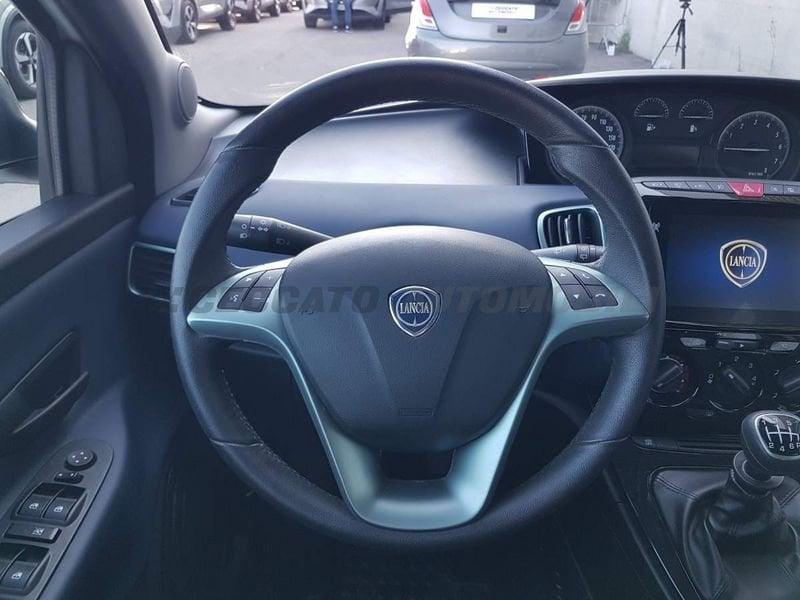 Lancia Ypsilon Ypsilon 1.0 firefly hybrid Platino s&s 70cv