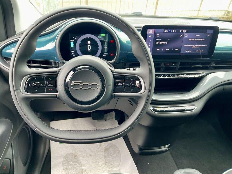 FIAT 500 e 42 kWh - AZIENDALE