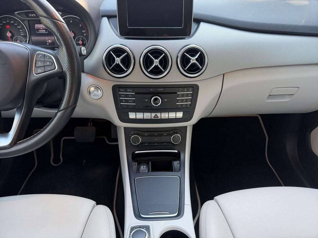 Mercedes Classe B - T246 B180d 1.5d 110CV Autom. Sport Next