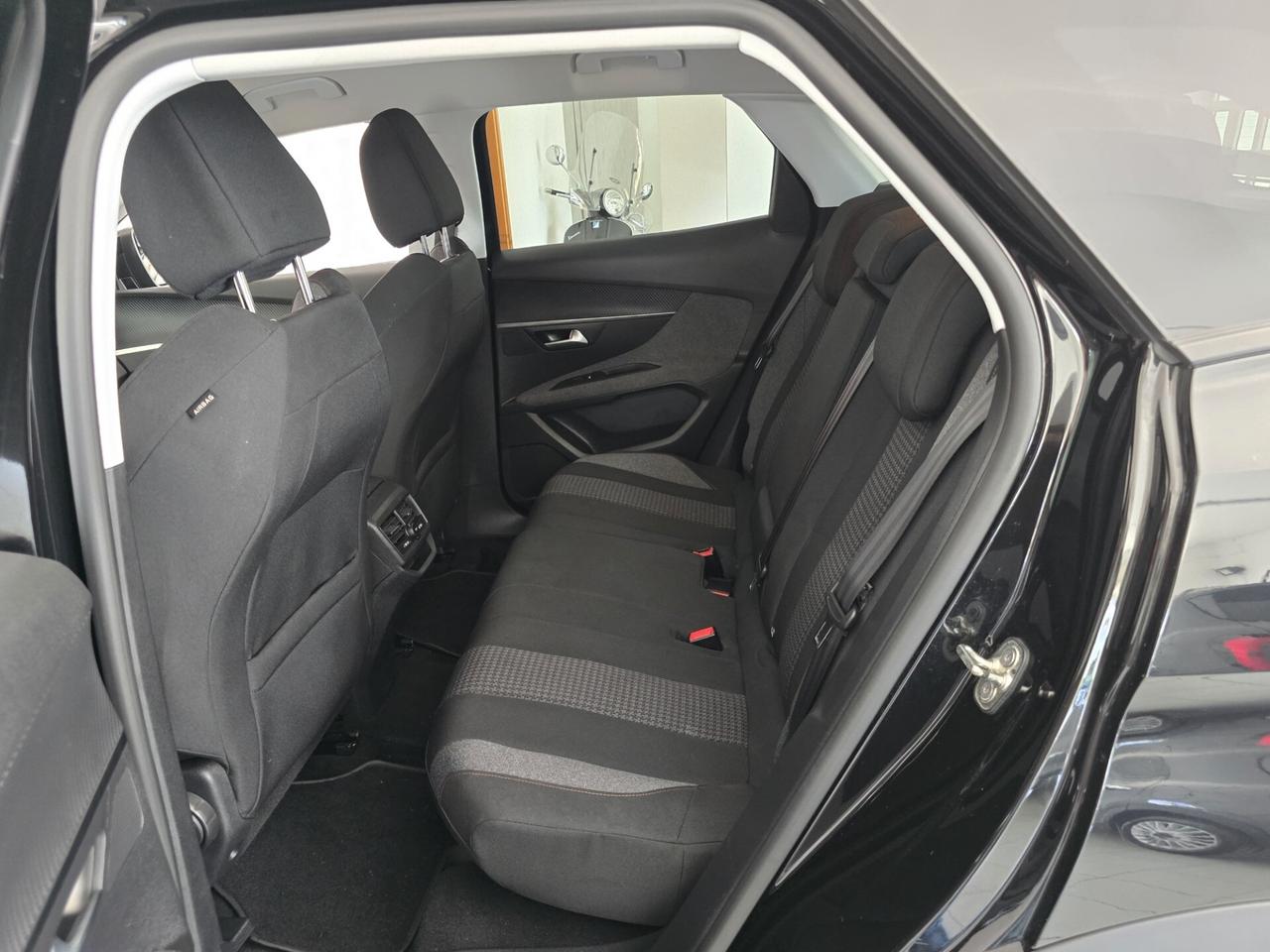Peugeot 3008 S&S Allure