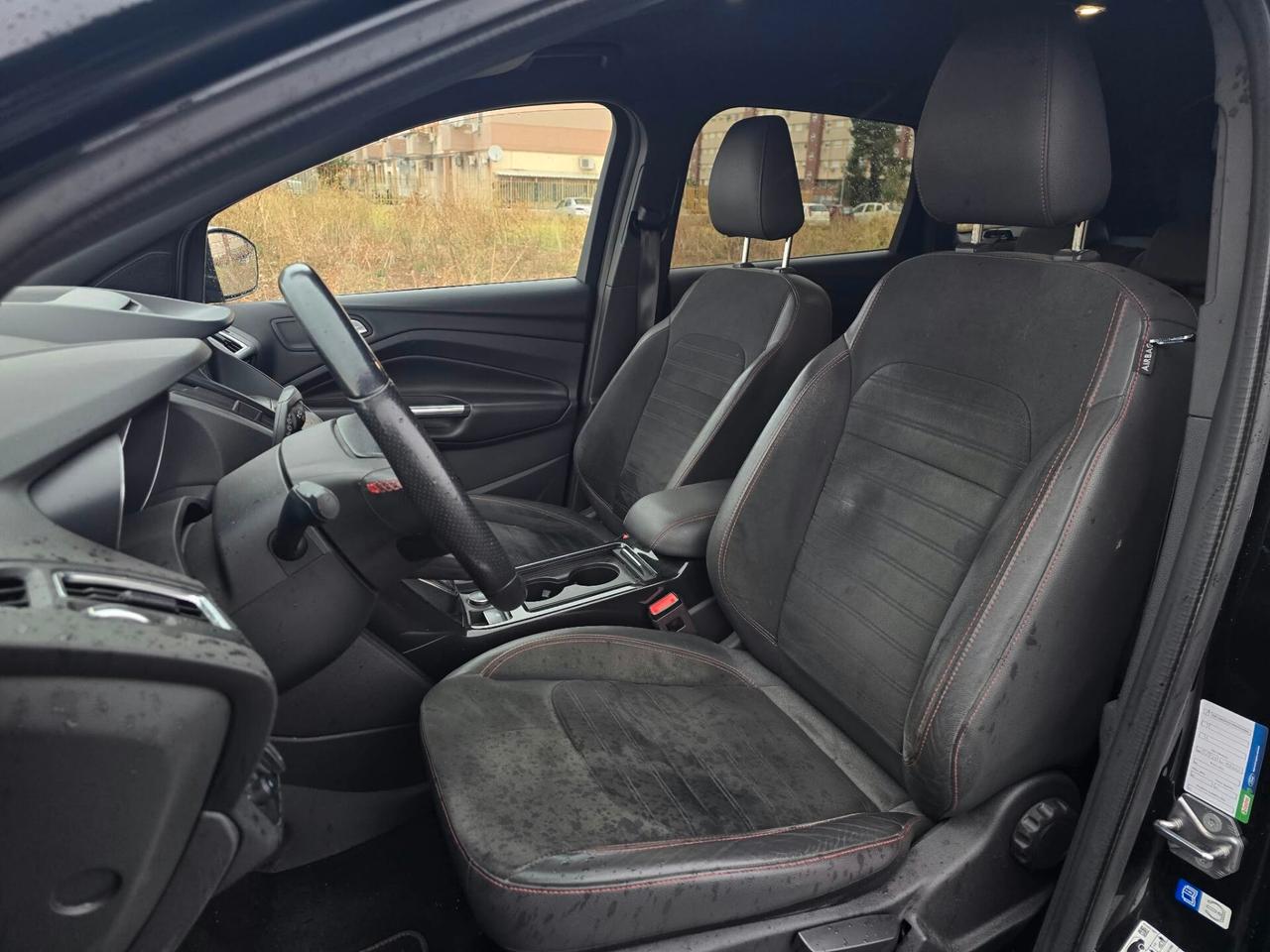 Ford Kuga 1.5 TDCI 120 CV S&S 2WD ST-Line