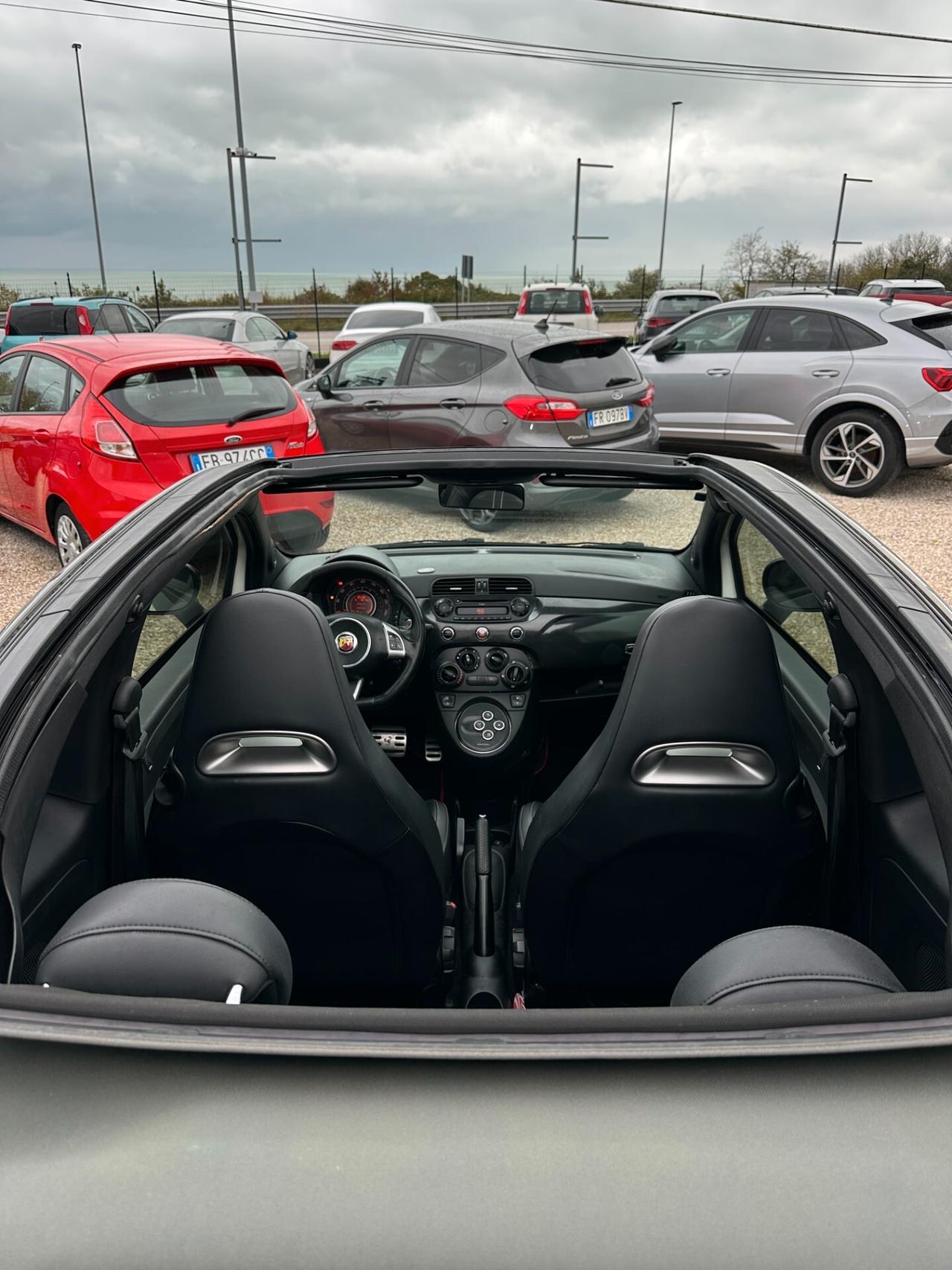 Abarth 500 C 1.4 Turbo T-Jet MTA Bicolore