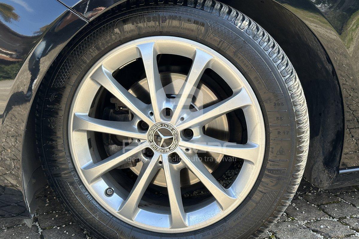 MERCEDES A 180 d Automatic Business