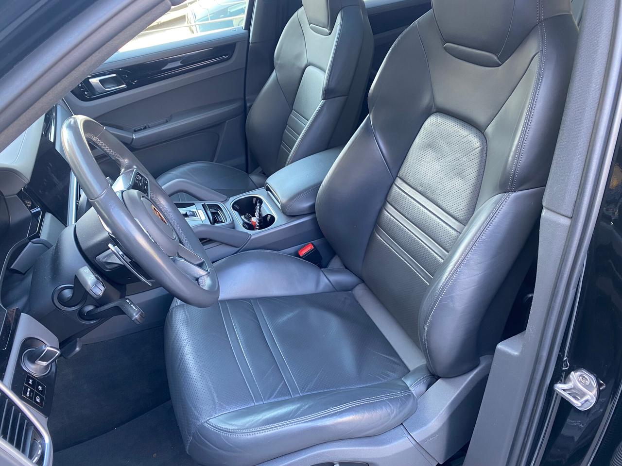 Porsche Cayenne Coupé 3.0 V6