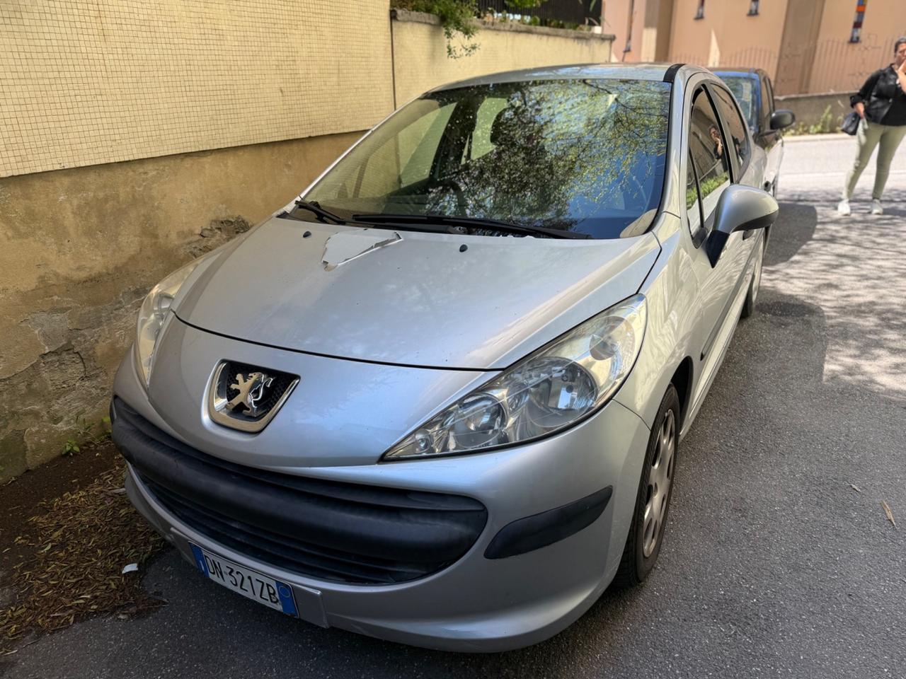 Peugeot 207 1.4 HDi 70CV 5p. ONE Line