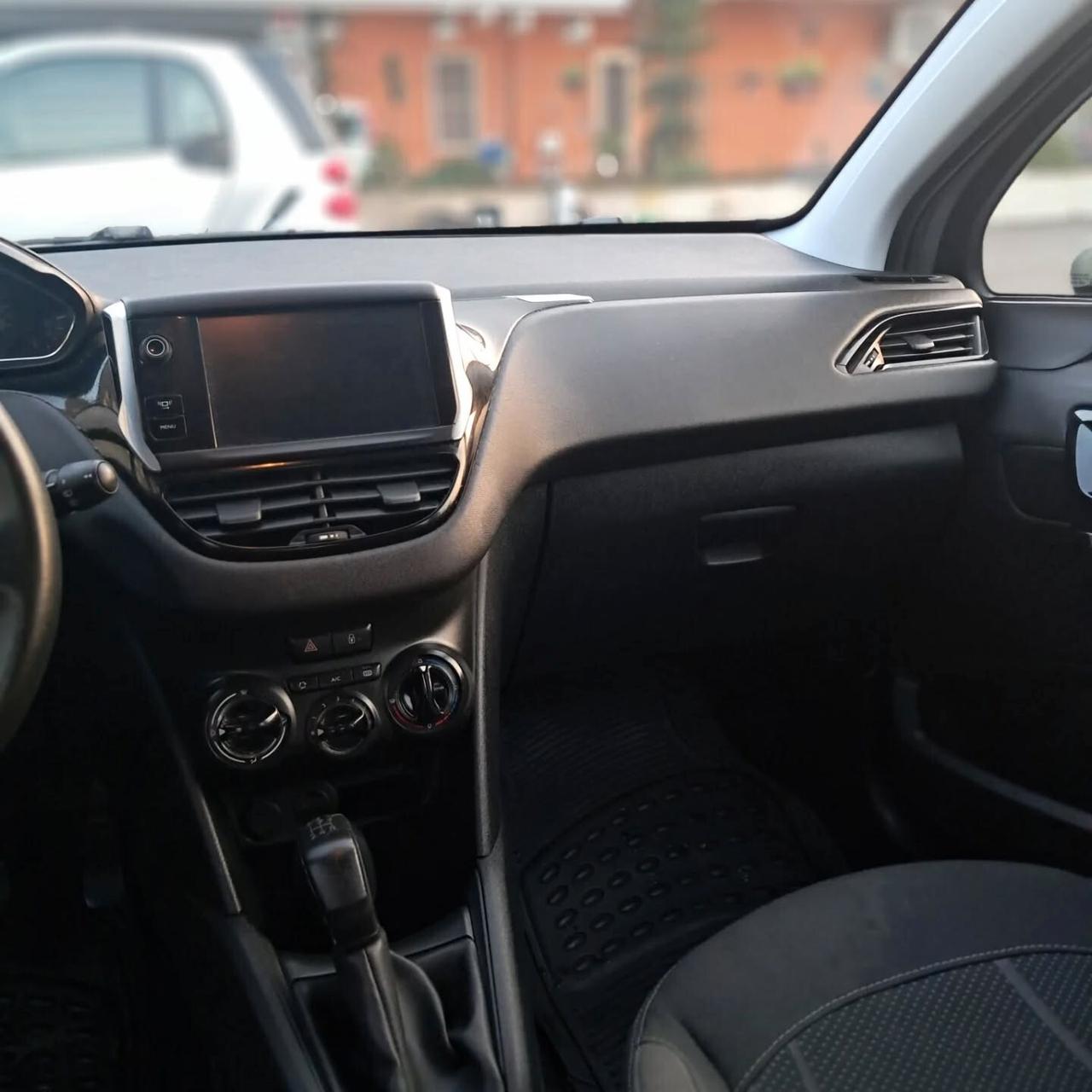 Peugeot 208 1.6 e-HDi 92 CV Stop&Start 5 porte Allure