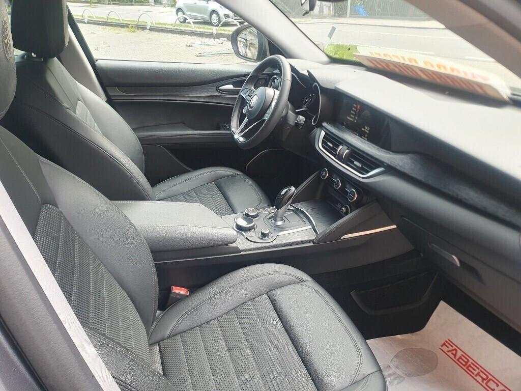 Alfa Romeo Stelvio 2.2 Turbodiesel 190 CV AT8 Q4 Executive Pompa olio nuova