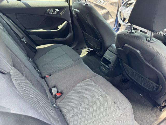 BMW 116 d 5p. Luxury