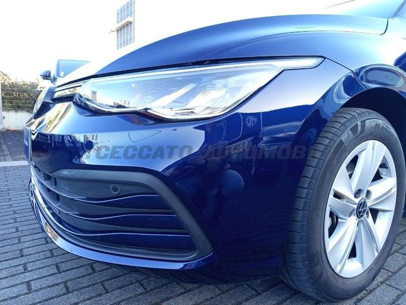Volkswagen Golf VIII 2020 2.0 tdi Life 115cv dsg