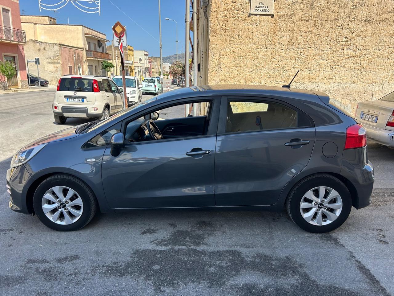 Kia Rio 1.1 CRDi 5p. S&S High Tech